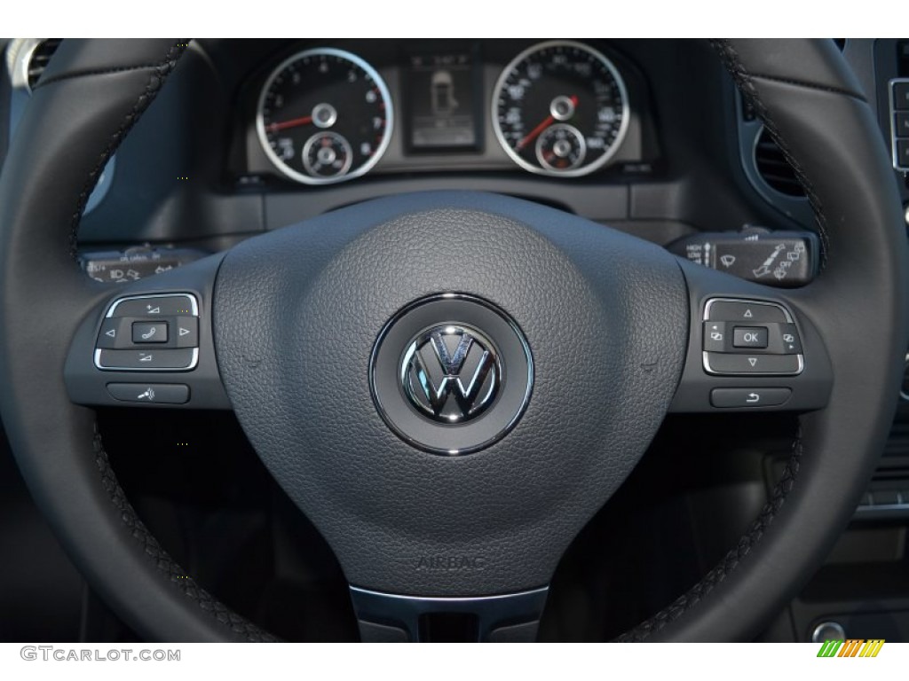 2014 Volkswagen Tiguan SEL 4Motion Steering Wheel Photos