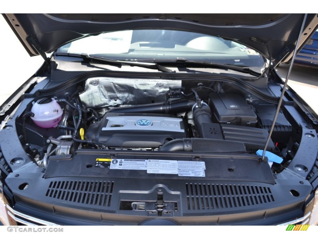2014 Volkswagen Tiguan SEL 4Motion Engine Photos