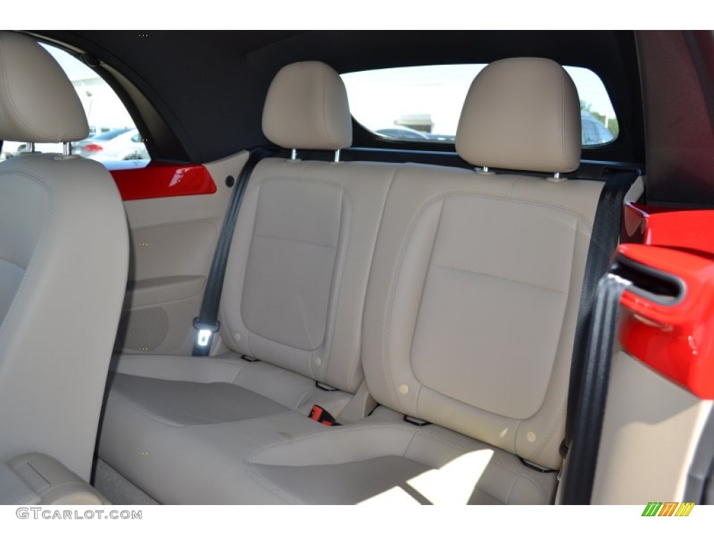 2014 Volkswagen Beetle TDI Rear Seat Photo #94176469
