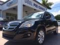 Deep Black Metallic - Tiguan SE Photo No. 1