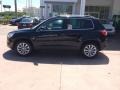Deep Black Metallic - Tiguan SE Photo No. 2