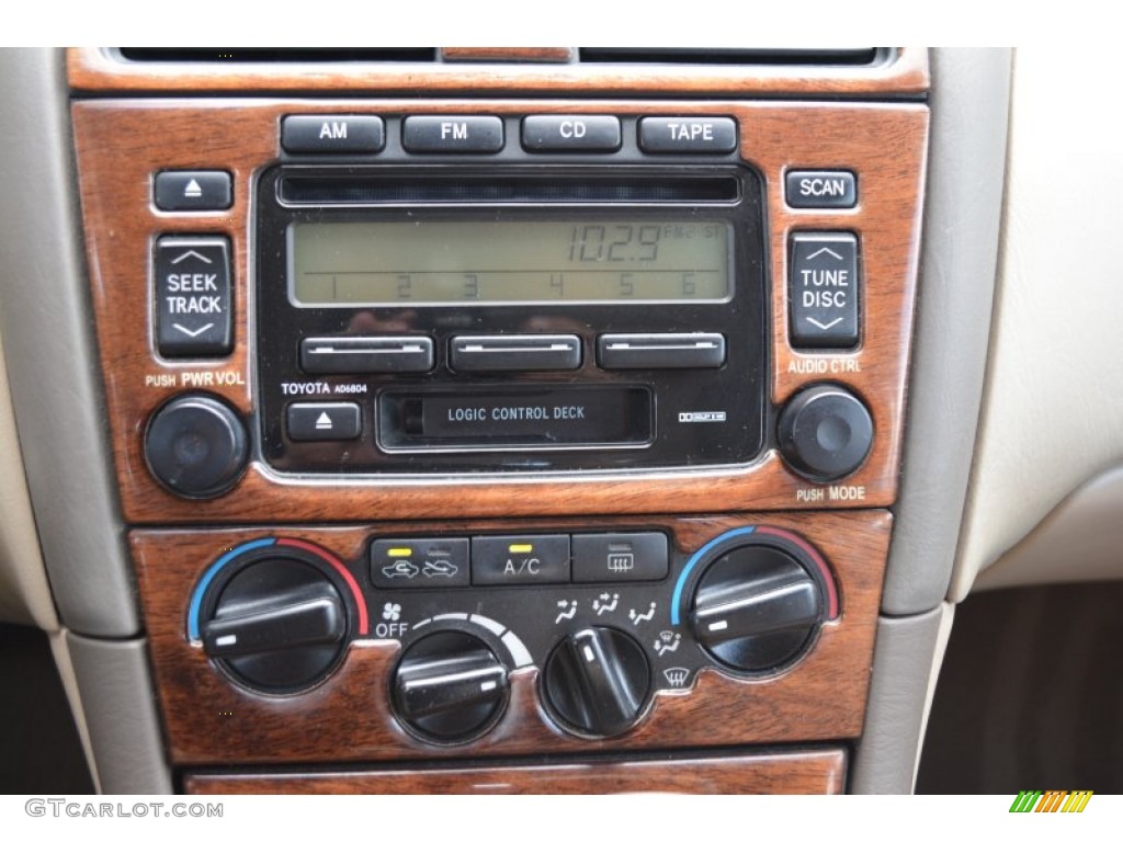 2002 Toyota Avalon XL Controls Photos