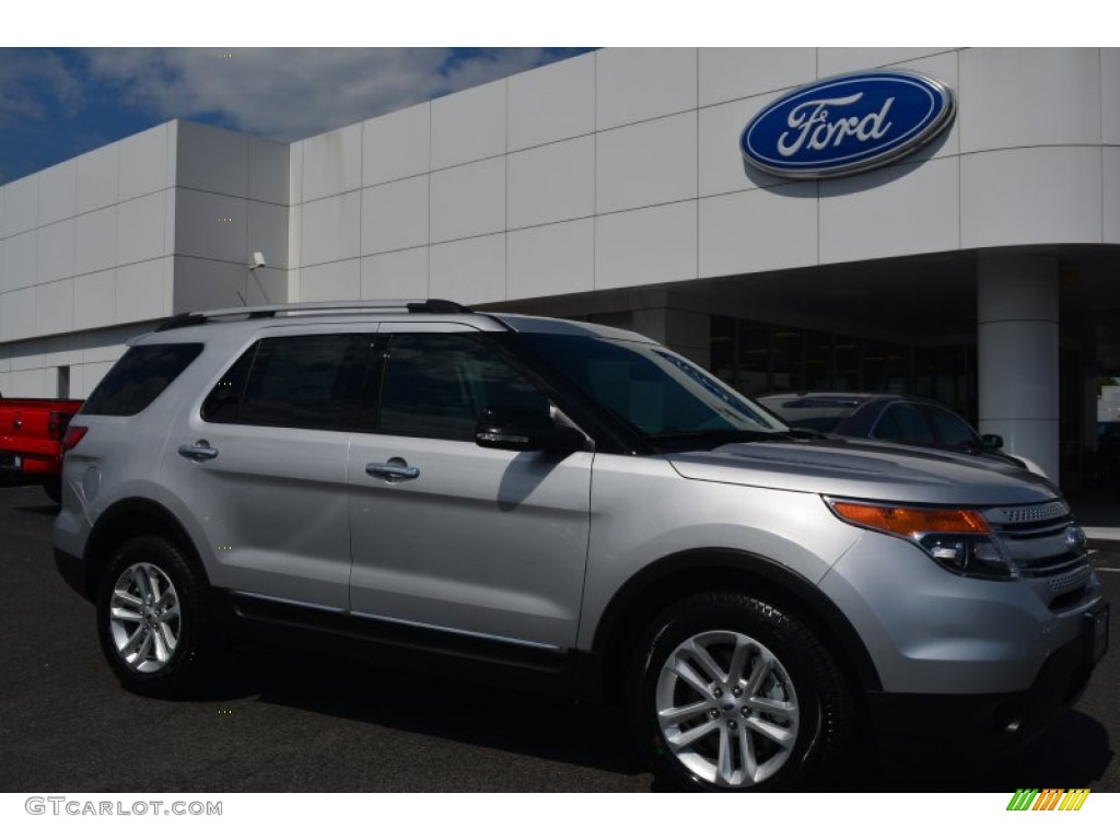 2014 Explorer XLT - Ingot Silver / Charcoal Black photo #1