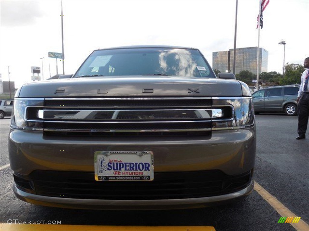 2013 Flex SE - Mineral Gray Metallic / Dune photo #3
