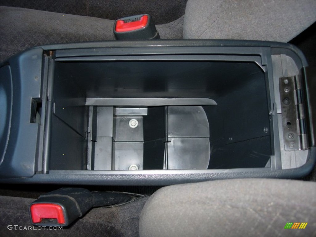 2003 Grand Prix SE Sedan - Dark Bronzemist Metallic / Dark Taupe photo #20