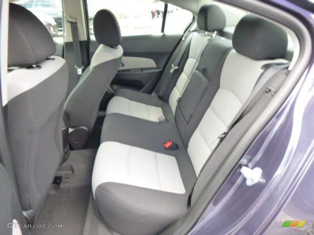 2014 Cruze LS - Atlantis Blue Metallic / Jet Black/Medium Titanium photo #12