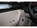 Pure White - Touareg V6 Sport 4Motion Photo No. 16