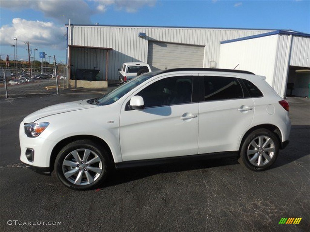 2014 Outlander Sport SE - White Pearl / Black photo #6