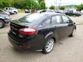 Tuxedo Black - Fiesta SE Sedan Photo No. 8