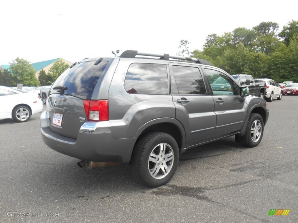 2004 Endeavor XLS AWD - Mineral Beige Pearl / Charcoal Gray photo #7