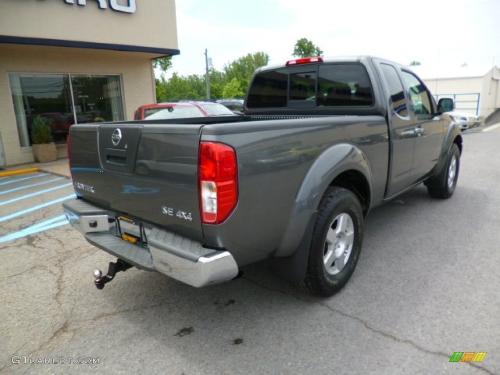 2008 Frontier SE King Cab 4x4 - Storm Grey / Charcoal Black photo #11