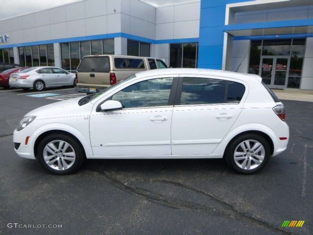 2008 Astra XR Sedan - Arctic White / Charcoal photo #2