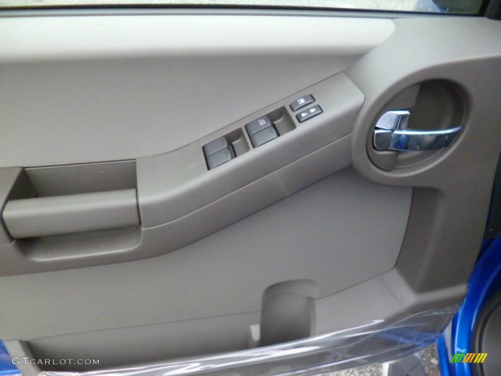 2014 Xterra S 4x4 - Metallic Blue / Gray photo #17