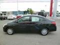 Super Black - Versa 1.6 S Sedan Photo No. 4