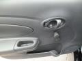 Super Black - Versa 1.6 S Sedan Photo No. 17