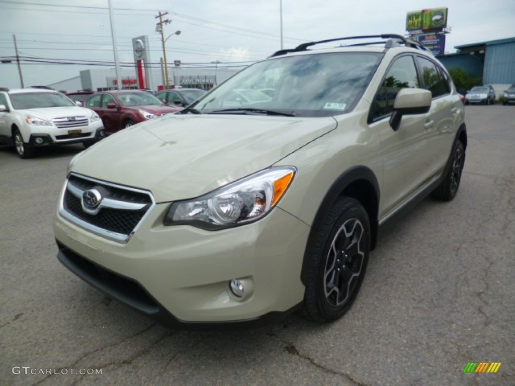 2014 XV Crosstrek 2.0i Limited - Desert Khaki / Black photo #3