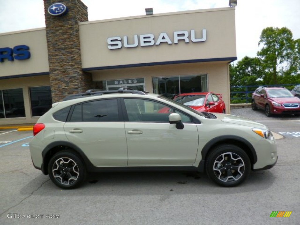 2014 XV Crosstrek 2.0i Limited - Desert Khaki / Black photo #8