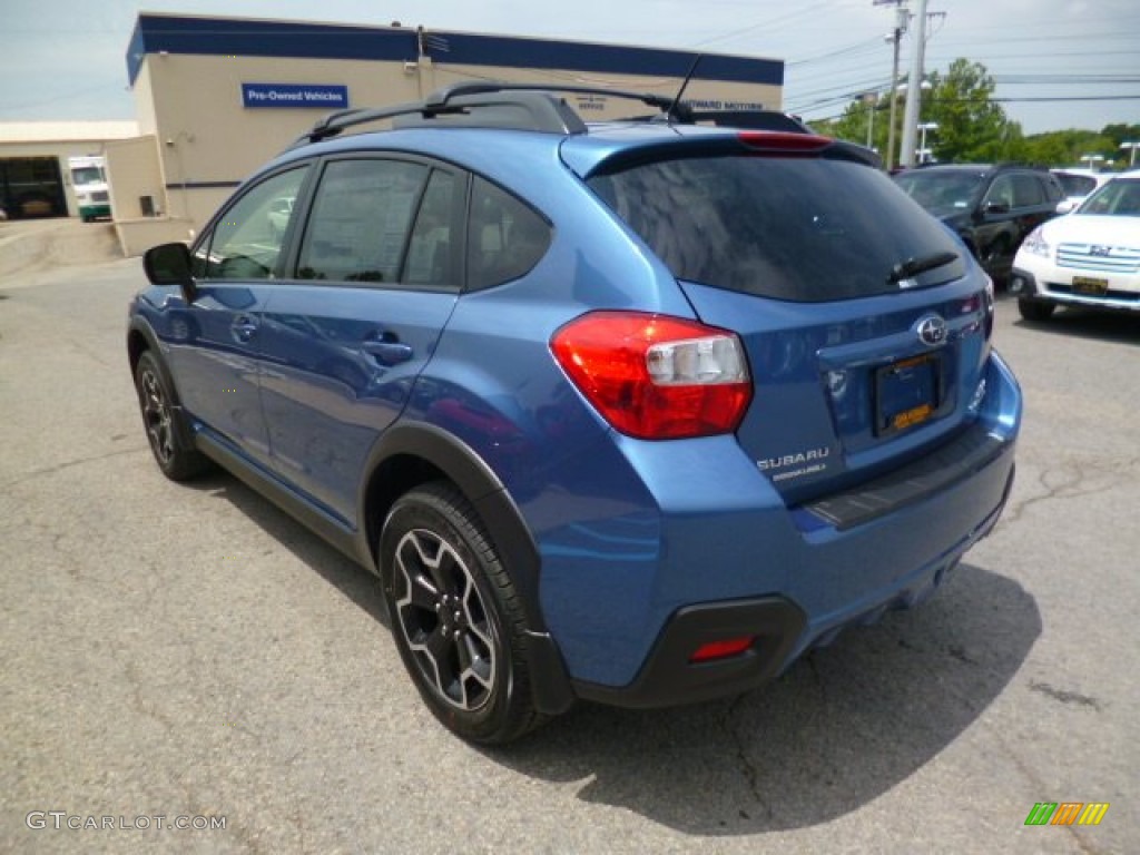 2014 XV Crosstrek 2.0i Premium - Quartz Blue Pearl / Ivory photo #5