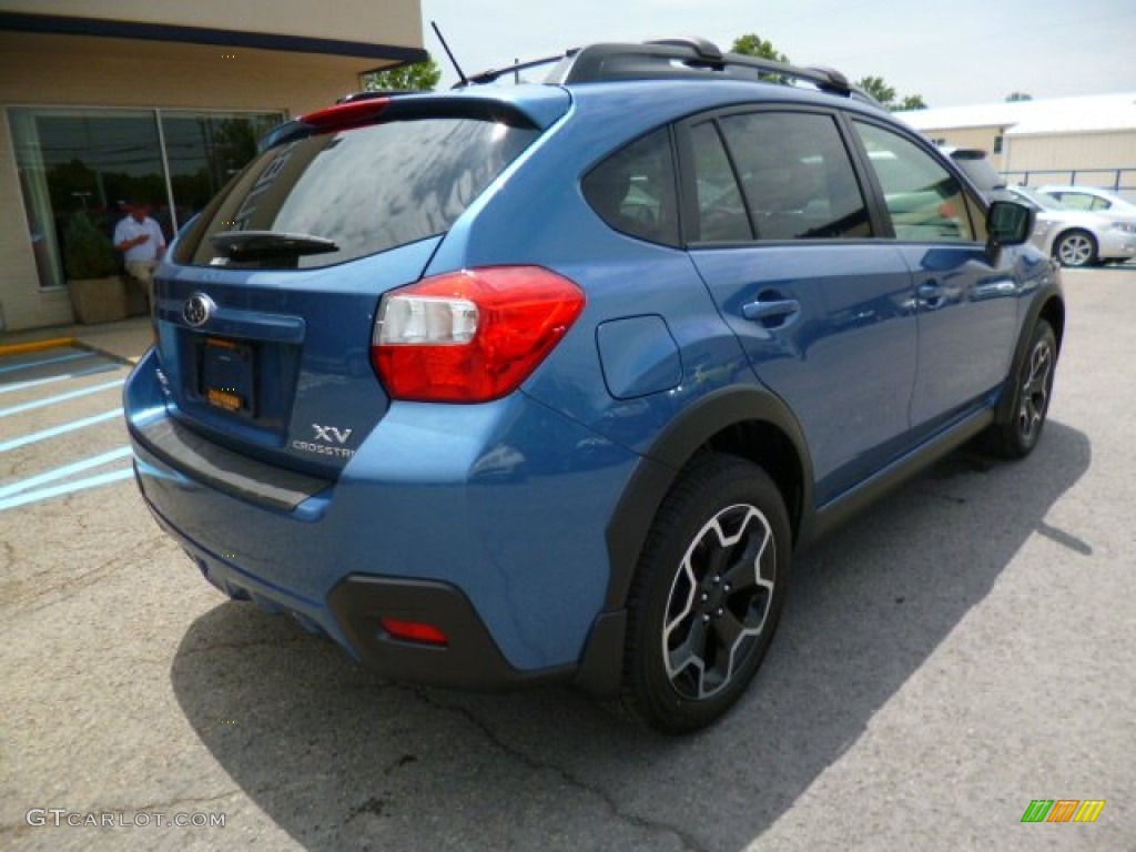 2014 XV Crosstrek 2.0i Premium - Quartz Blue Pearl / Ivory photo #7