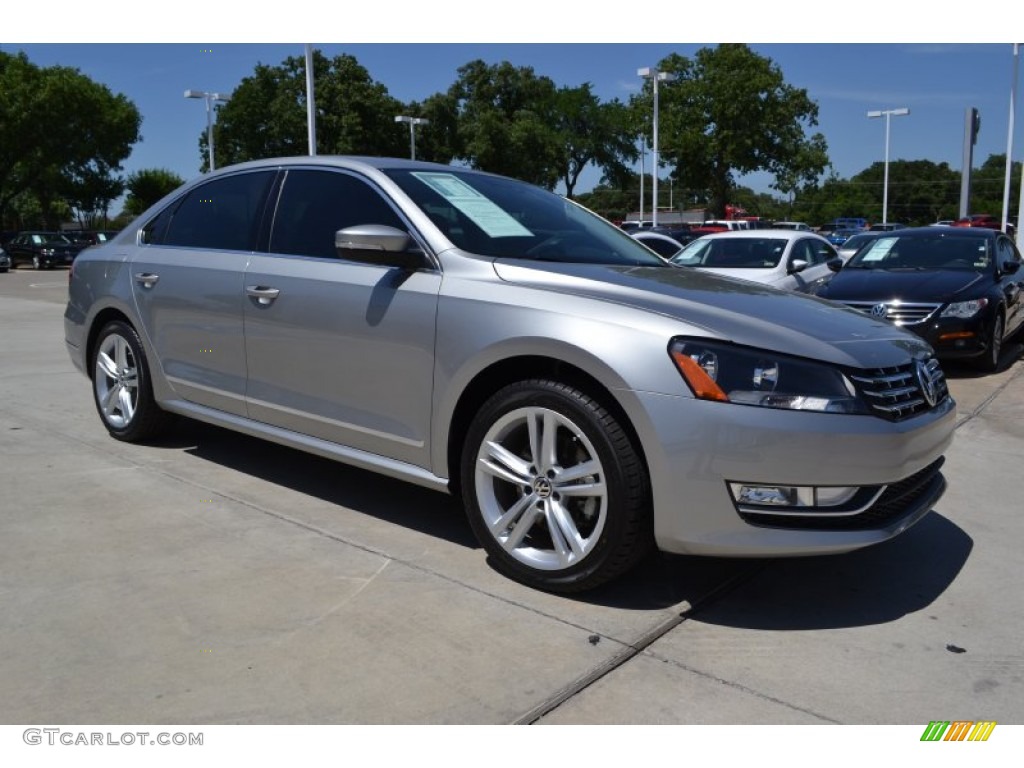 Tungsten Silver Metallic 2013 Volkswagen Passat TDI SEL Exterior Photo #94217044