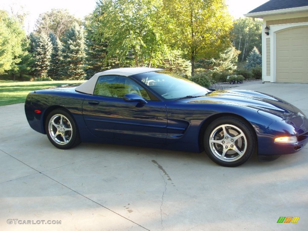 2004 Corvette Convertible - LeMans Blue Metallic / Shale photo #4