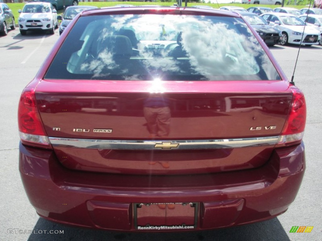 2007 Malibu Maxx LS Wagon - Sport Red Metallic / Titanium Gray photo #6