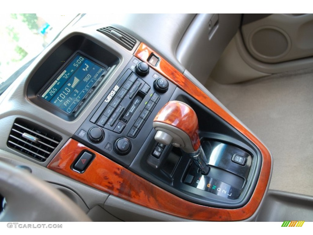 2001 RX 300 AWD - Mineral Green Metallic / Ivory photo #44