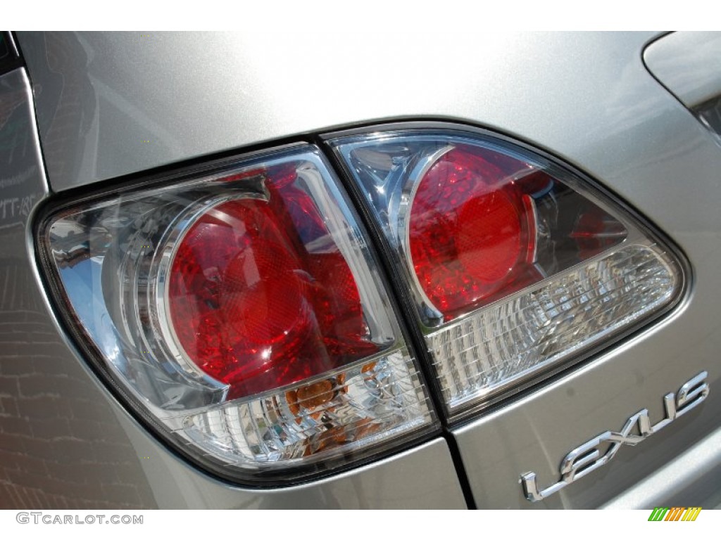 2001 RX 300 AWD - Mineral Green Metallic / Ivory photo #81