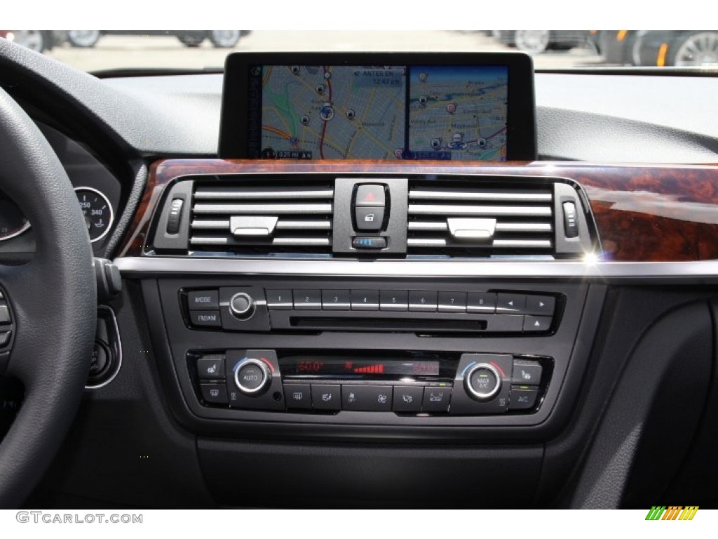 2014 BMW 3 Series 328i xDrive Sedan Controls Photo #94237672