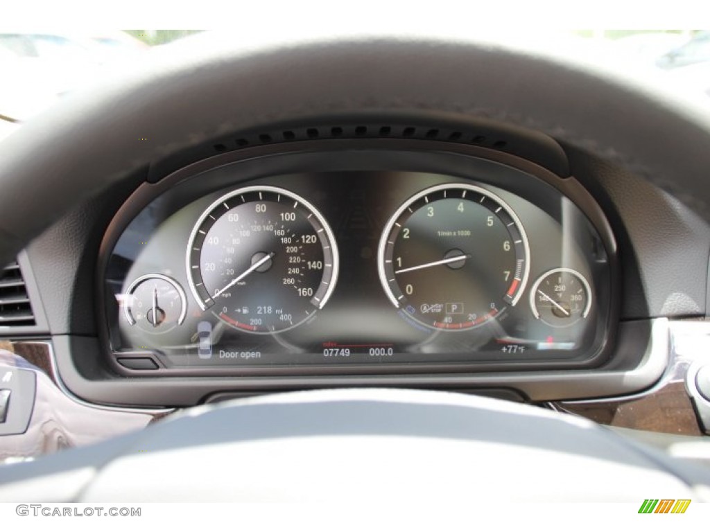 2014 BMW 5 Series 535i Sedan Gauges Photo #94239983