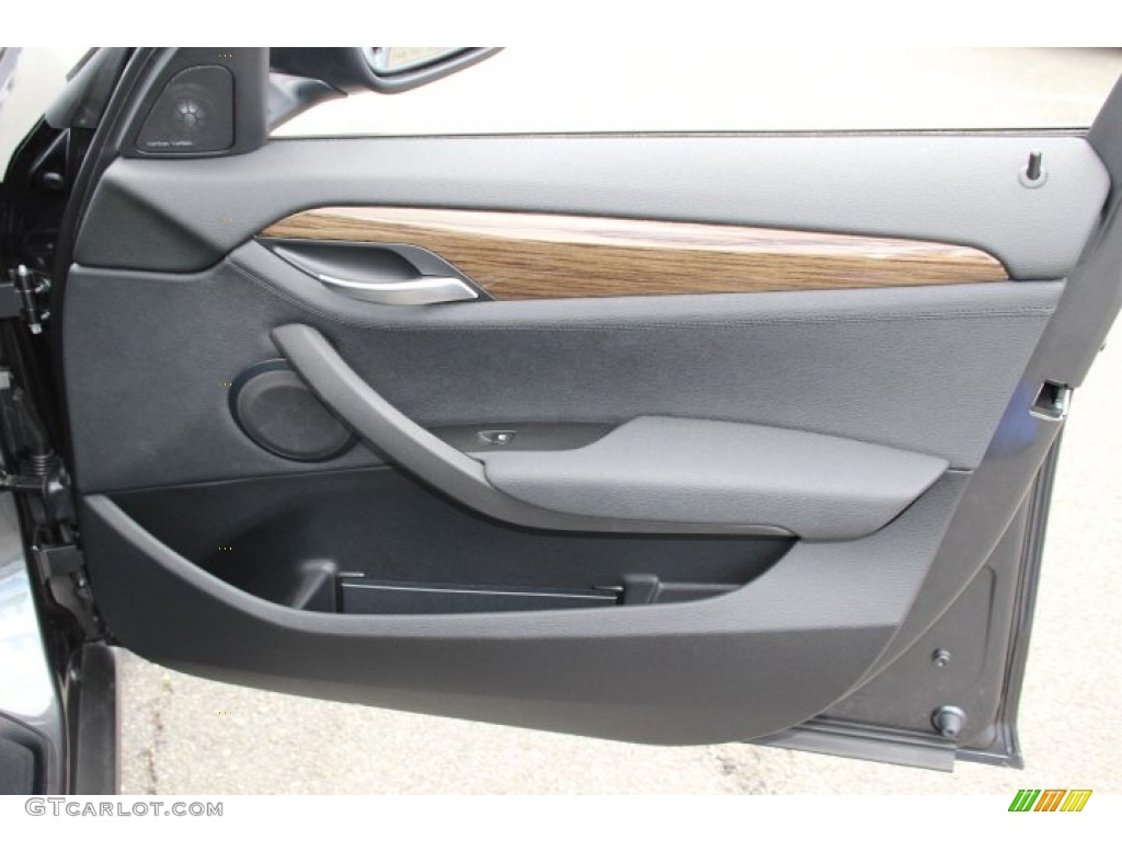 2014 BMW X1 xDrive35i Door Panel Photos