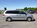 2009 Silver Pearl Metallic Honda Odyssey LX  photo #5