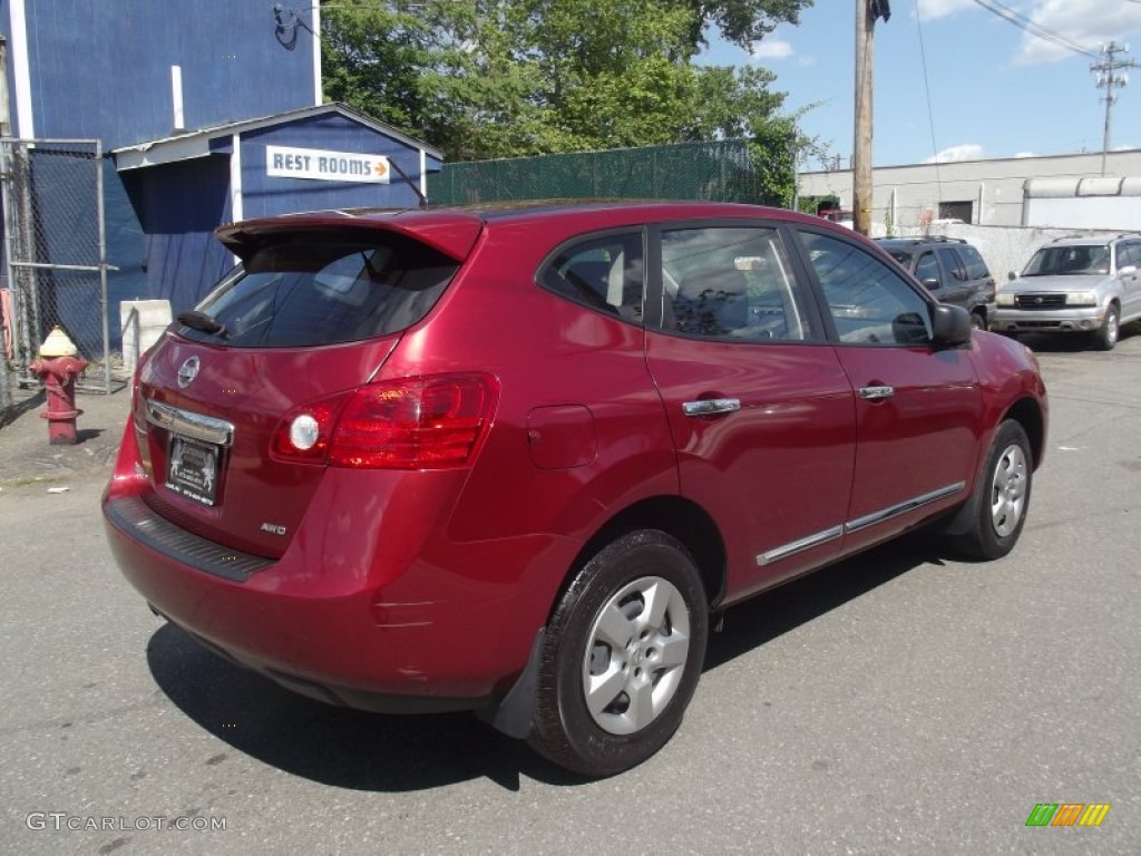 2011 Rogue S AWD - Cayenne Red / Gray photo #4