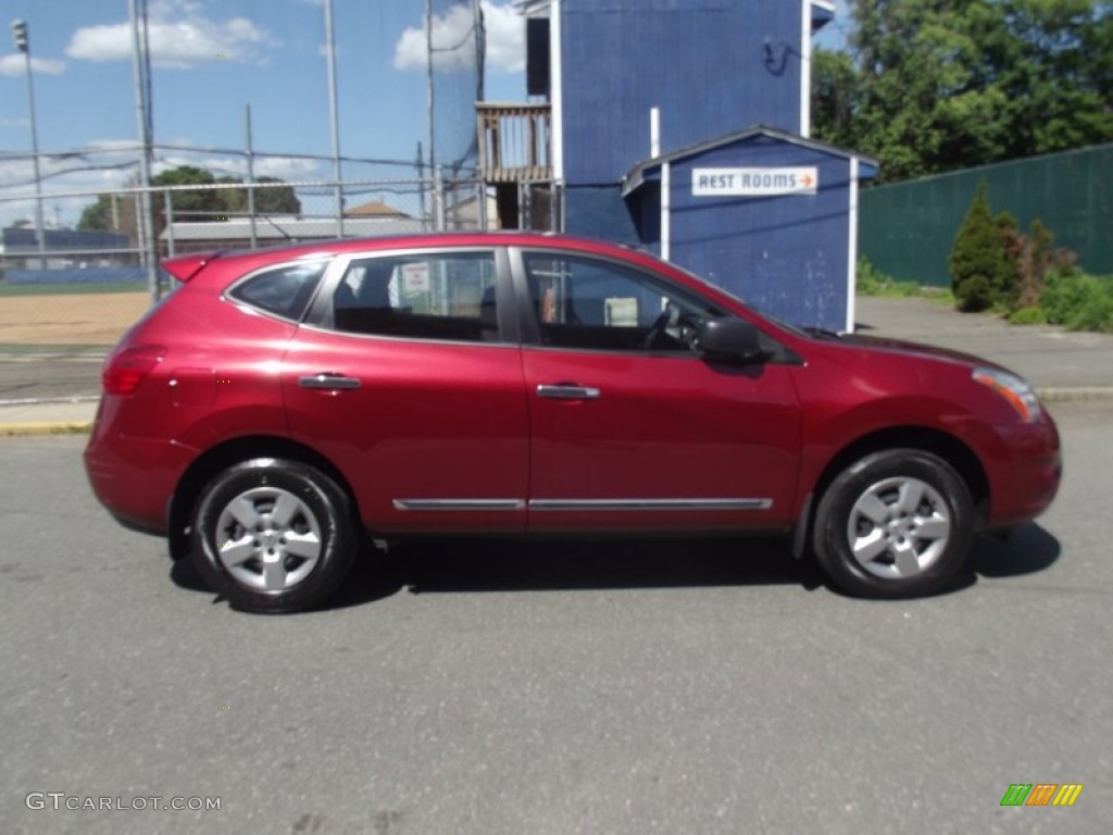 2011 Rogue S AWD - Cayenne Red / Gray photo #7