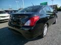Super Black - Versa 1.6 S Sedan Photo No. 7