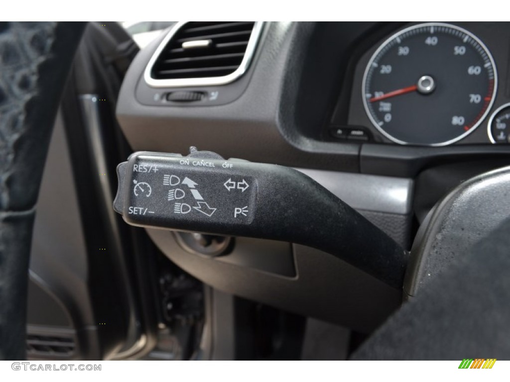 2008 Volkswagen Eos 2.0T Controls Photo #94249880