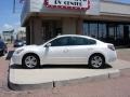 2011 Winter Frost White Nissan Altima 3.5 SR  photo #11