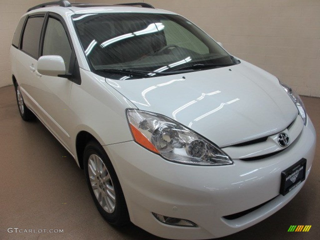 2010 Sienna XLE - Blizzard Pearl Tricoat / Taupe photo #1