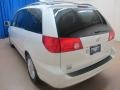 2010 Blizzard Pearl Tricoat Toyota Sienna XLE  photo #5
