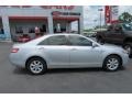 Classic Silver Metallic - Camry SE Photo No. 8