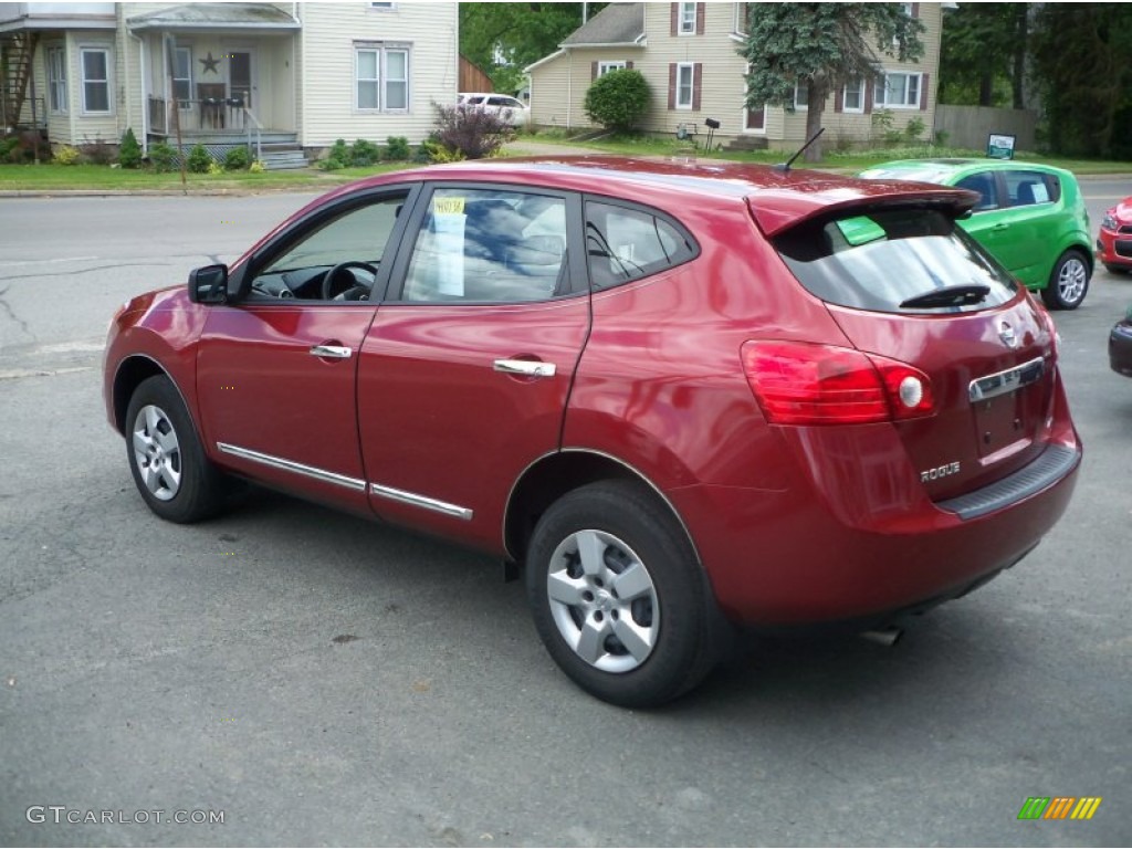 2011 Rogue S AWD - Cayenne Red / Black photo #7