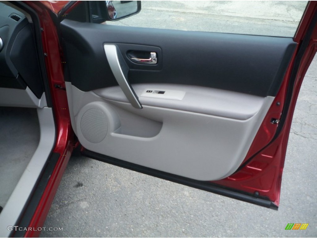 2011 Rogue S AWD - Cayenne Red / Black photo #14