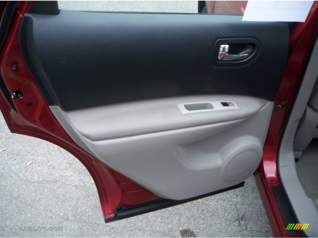 2011 Rogue S AWD - Cayenne Red / Black photo #18