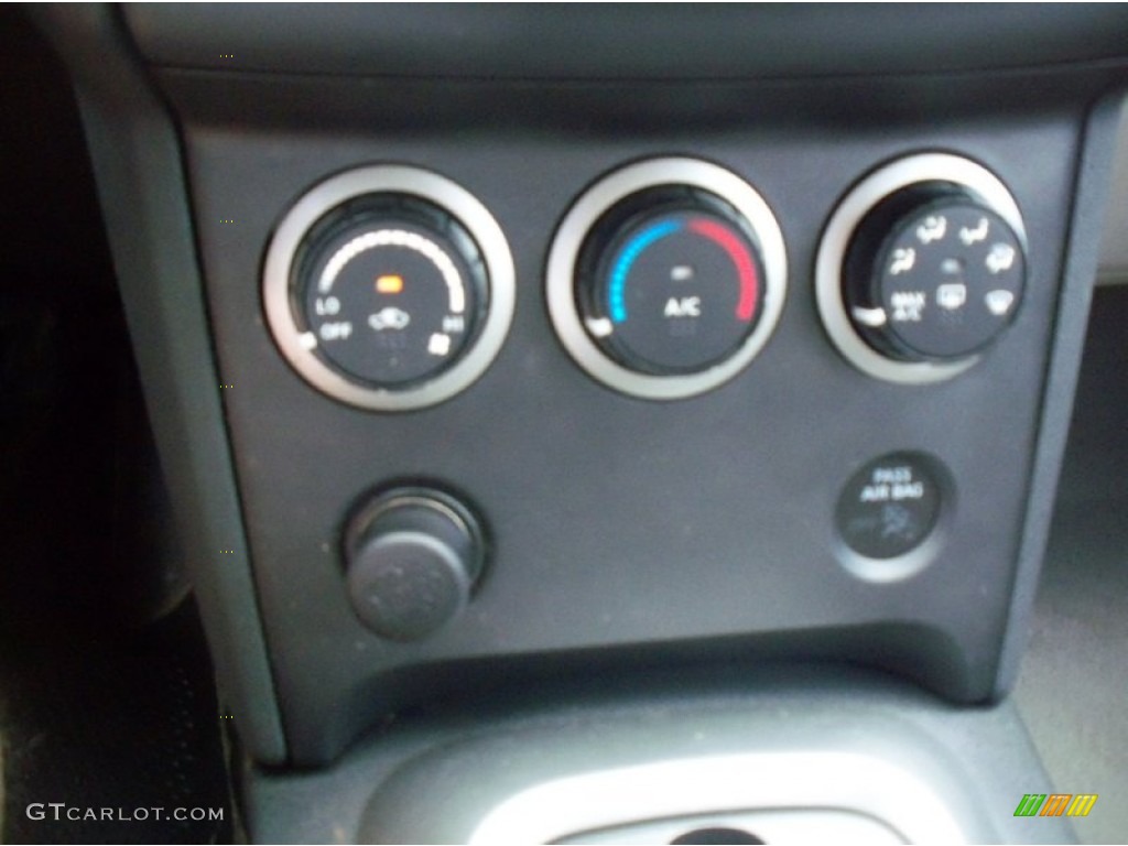 2011 Rogue S AWD - Cayenne Red / Black photo #28