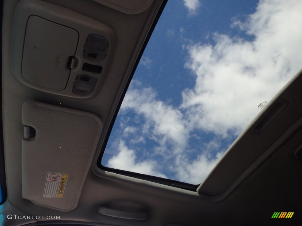 2004 Escape XLT V6 - True Blue Metallic / Medium/Dark Flint photo #14