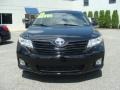 Black - Venza V6 AWD Photo No. 2