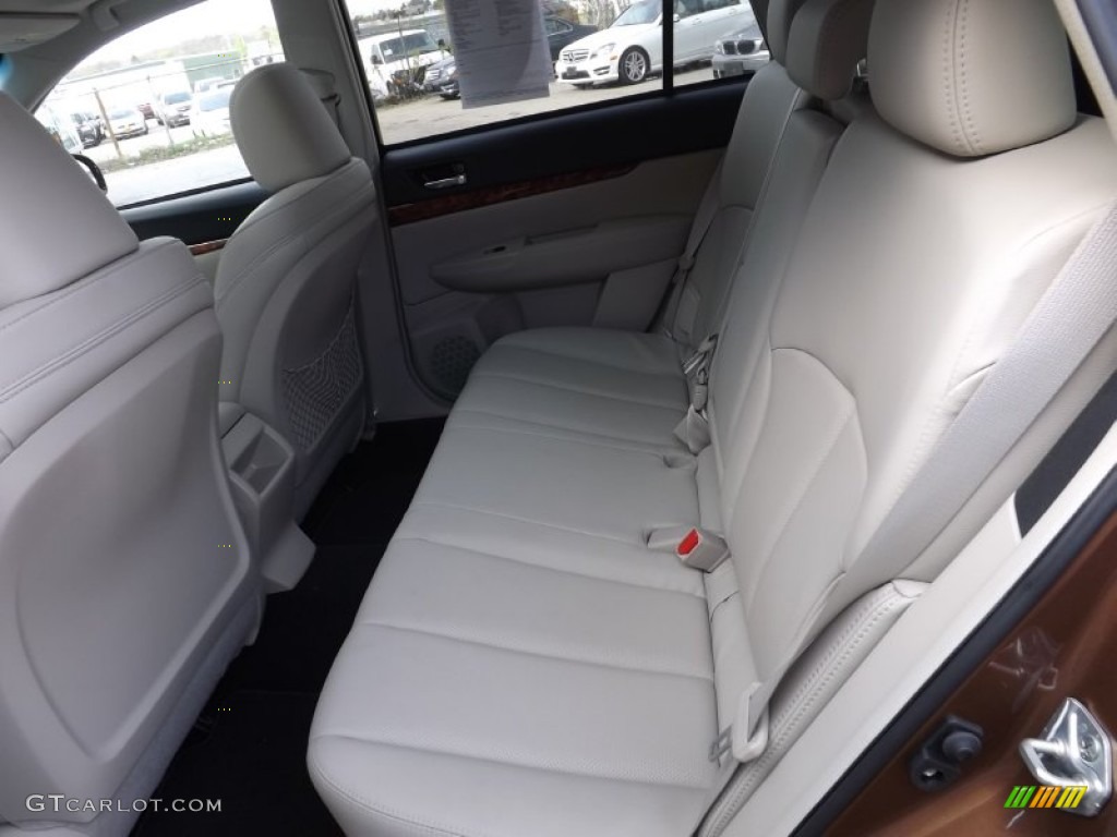 2011 Outback 2.5i Limited Wagon - Caramel Bronze Pearl / Warm Ivory photo #10