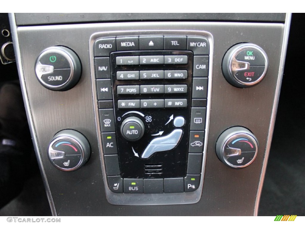 2012 Volvo S60 T5 Controls Photo #94273643