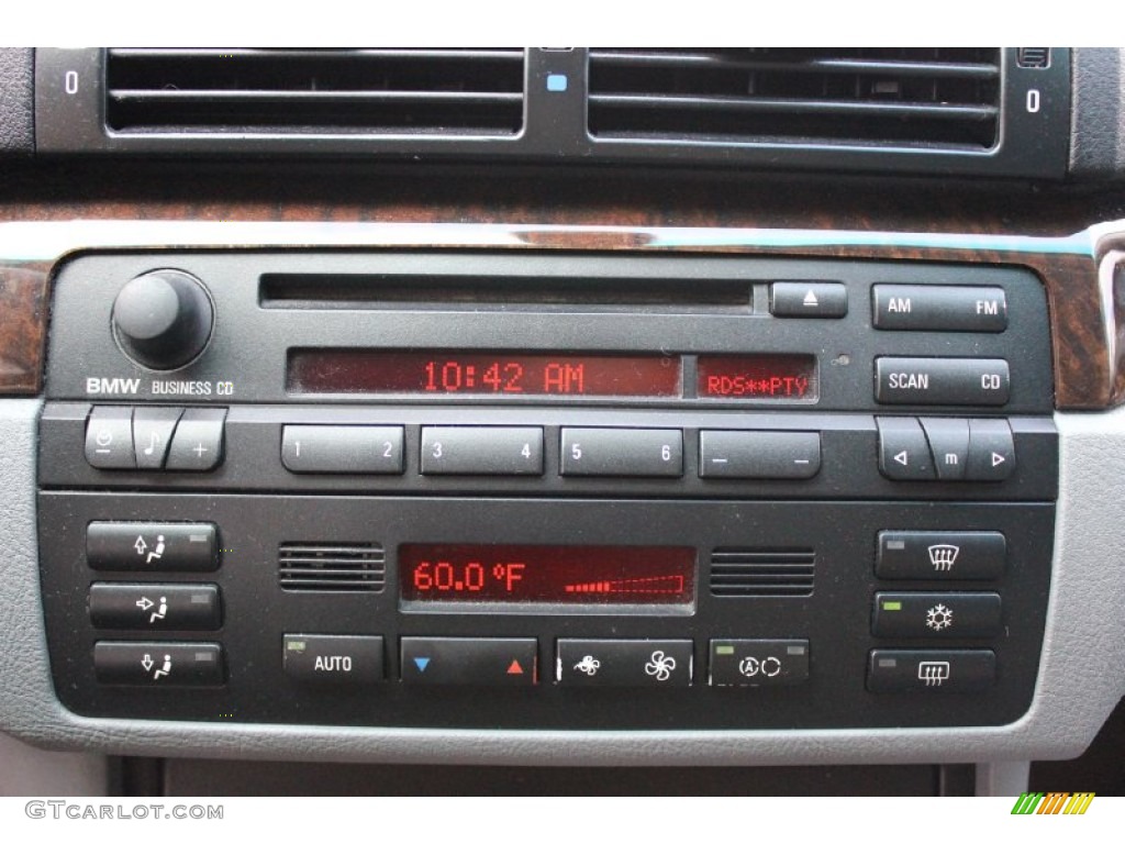 2000 BMW 3 Series 328i Coupe Audio System Photo #94274345