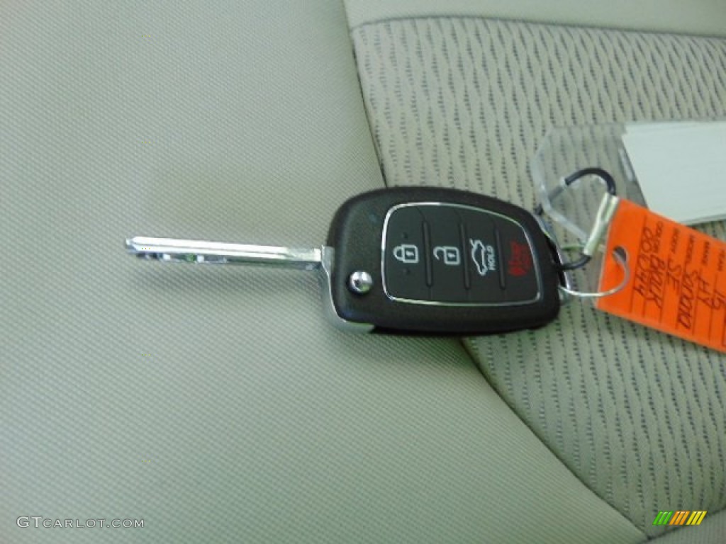 2015 Hyundai Sonata SE Keys Photo #94276298